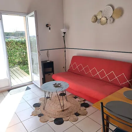 Maisonette With Pool, Near Uby, Thermal Baths Apartment